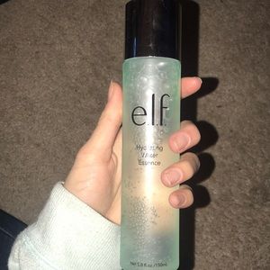 E.L.F WATER ESSENCE MOISTURIZER